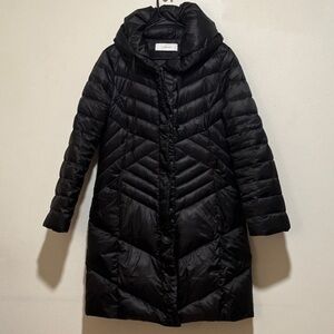 Tahari Women's puffer coat